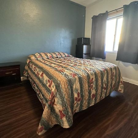لونغ بيتش، كاليفورنيا Unity Hotel - No Parking & Rooms Are Upstairs المظهر الخارجي الصورة