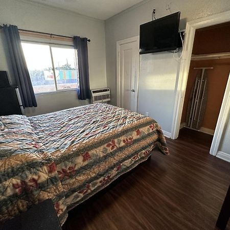 لونغ بيتش، كاليفورنيا Unity Hotel - No Parking & Rooms Are Upstairs المظهر الخارجي الصورة