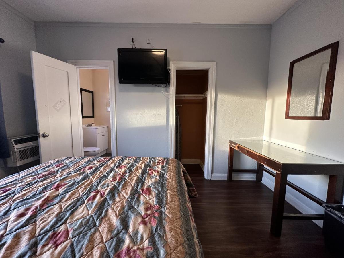 لونغ بيتش، كاليفورنيا Unity Hotel - No Parking & Rooms Are Upstairs المظهر الخارجي الصورة
