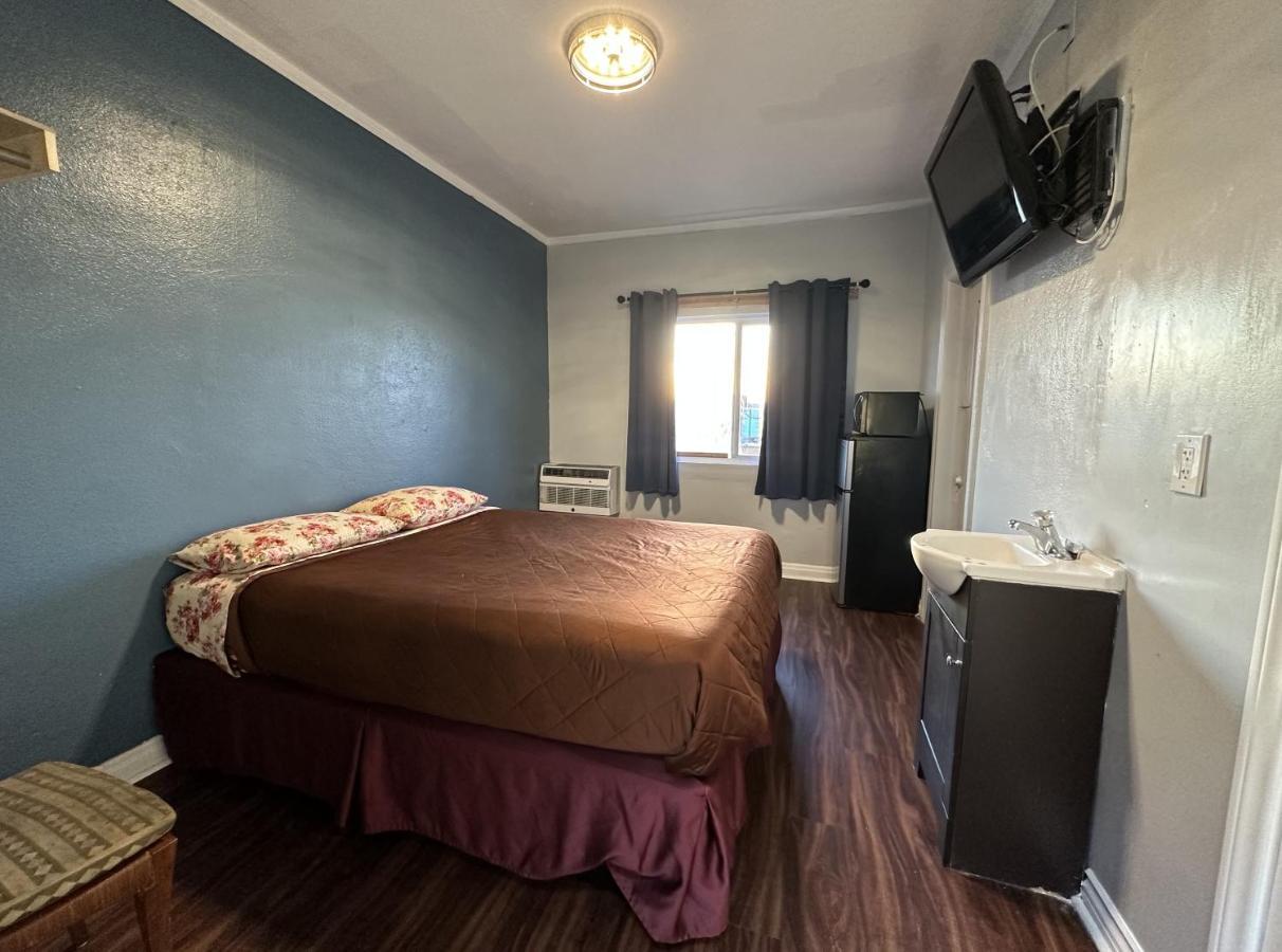 لونغ بيتش، كاليفورنيا Unity Hotel - No Parking & Rooms Are Upstairs المظهر الخارجي الصورة